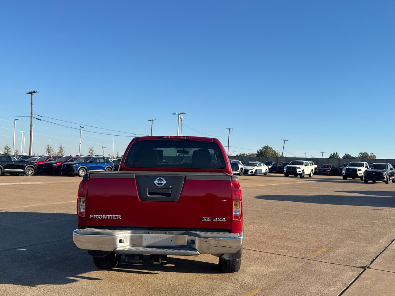 Used 2010 Nissan Frontier SE AWD/4WD image 26