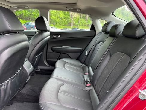 Used 2020 Kia Optima SE FWD image 4