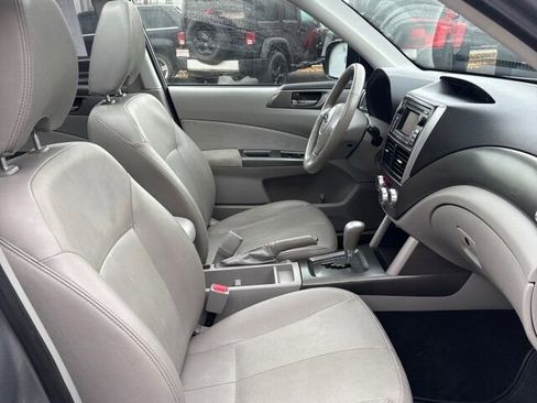 Used 2011 Subaru Forester 2.5X Limited image 18