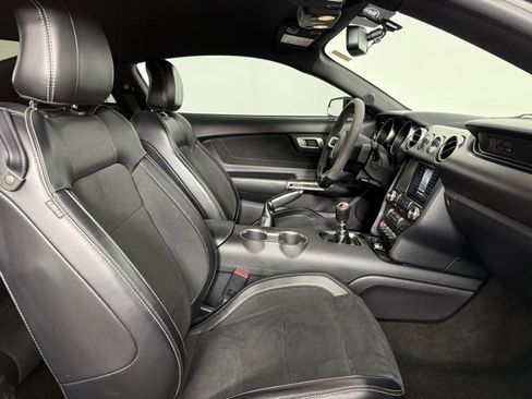 Used 2016 Ford Mustang Shelby GT350 w/ Technology Package image 17