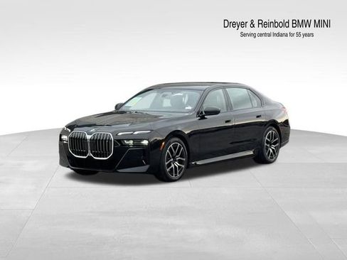 Certified 2025 BMW i7 xDrive60 AWD/4WD image 1