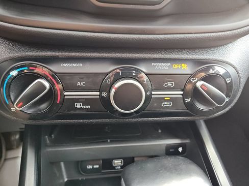 Used 2020 Kia Soul GT-Line w/ GT 2.0L Power Sunroof Package FWD image 23