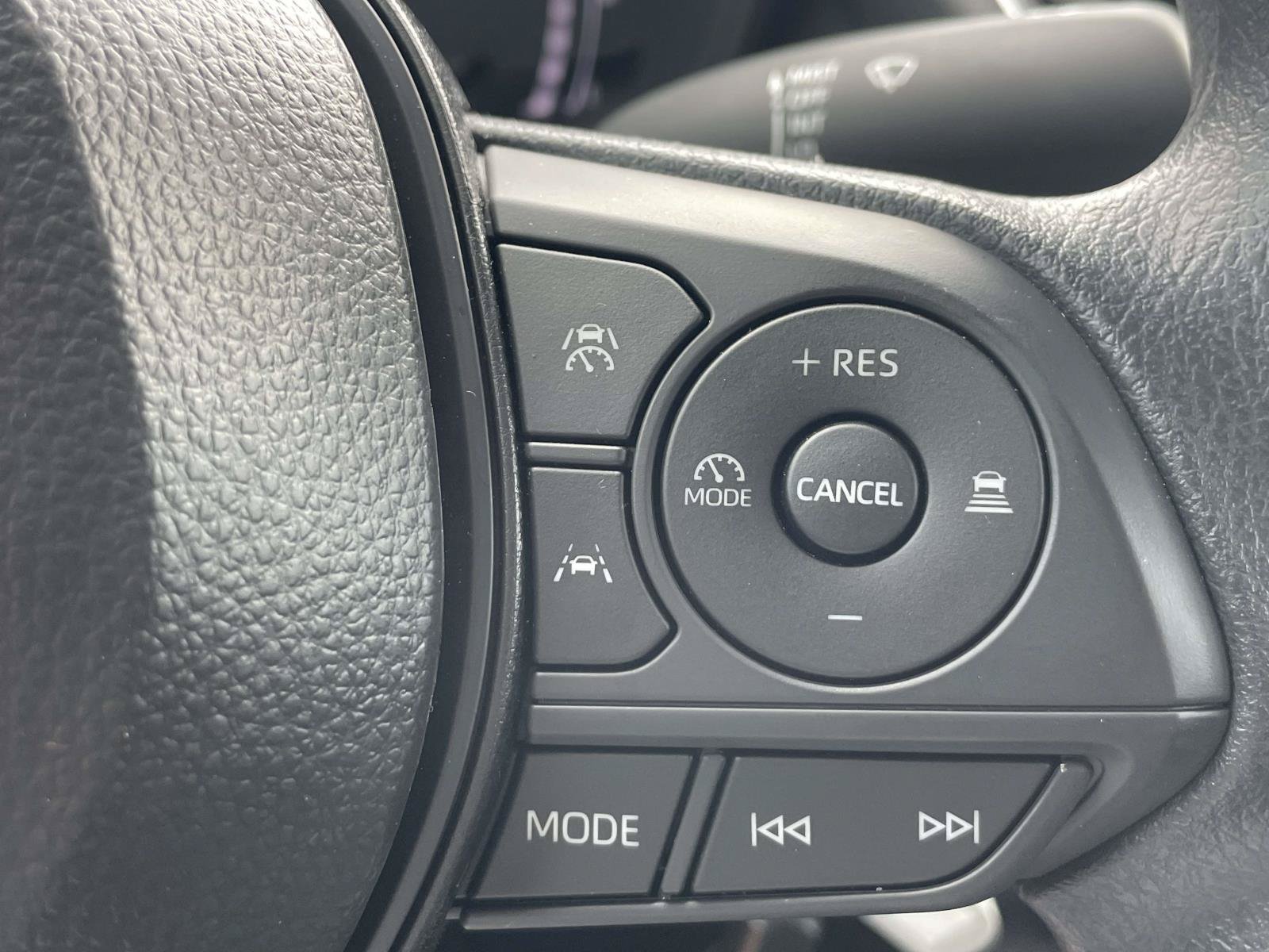 Used 2026 Toyota Corolla LE FWD image 19