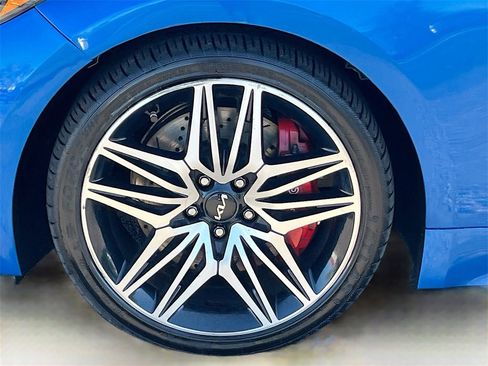 Used 2022 Kia Stinger GT2 image 32