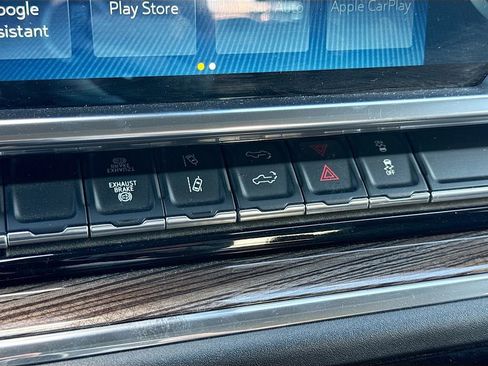 Certified 2024 Chevrolet Silverado 3500 LT image 36