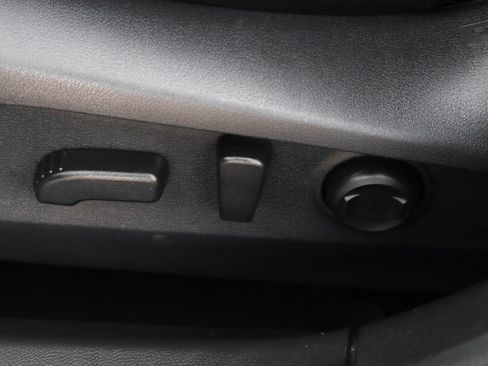 Used 2023 Subaru Outback Premium AWD/4WD image 19