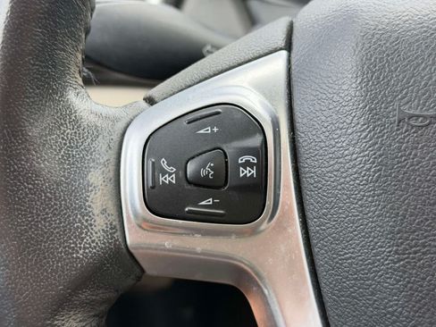 Used 2017 Ford Fiesta Titanium FWD image 19