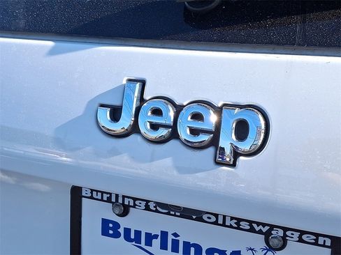 Used 2020 Jeep Cherokee Latitude Plus w/ Cold Weather Group image 30