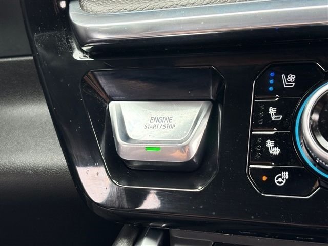 Used 2024 GMC Sierra 1500 Denali AWD/4WD image 26