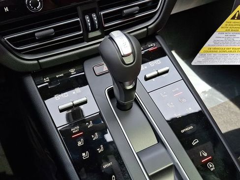 New 2026 Porsche Macan S AWD/4WD image 16