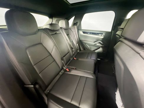 New 2026 Porsche Cayenne AWD/4WD image 29