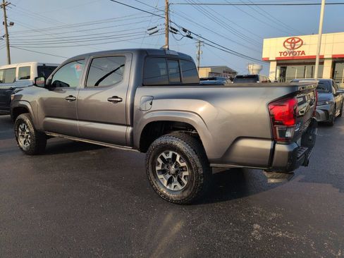 Used 2023 Toyota Tacoma SR AWD/4WD image 3