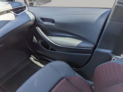 Used 2025 Toyota Corolla SE FWD image 16