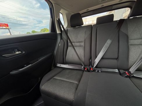 Used 2025 Nissan Rogue SV FWD image 41