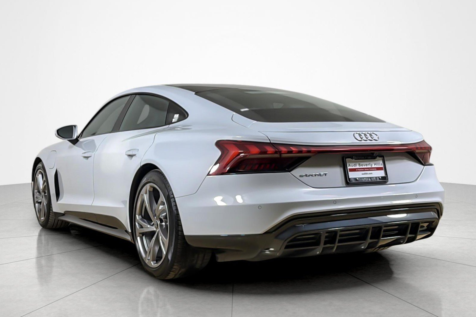 Used 2024 Audi e-tron GT Premium Plus w/ Executive Package AWD/4WD image 3