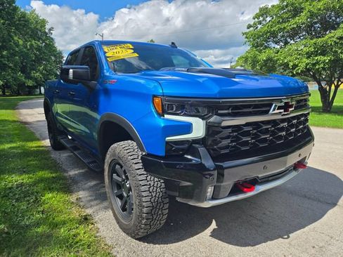 Used 2025 Chevrolet Silverado 1500 ZR2 w/ Technology Package AWD/4WD image 12