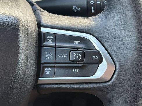 Used 2025 Jeep Compass Limited AWD/4WD image 19