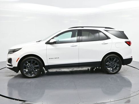 Used 2023 Chevrolet Equinox RS FWD image 4