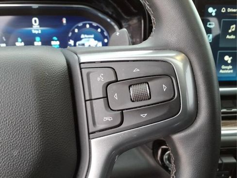 Used 2024 Chevrolet Silverado 1500 LT Trail Boss w/ Convenience Package II AWD/4WD image 24