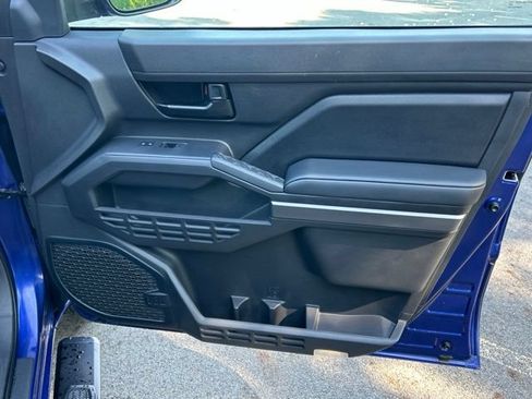 Certified 2024 Toyota Tacoma SR5 AWD/4WD image 39
