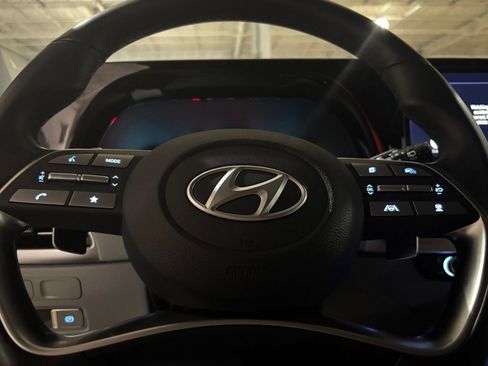 Used 2025 Hyundai Palisade SEL FWD image 24