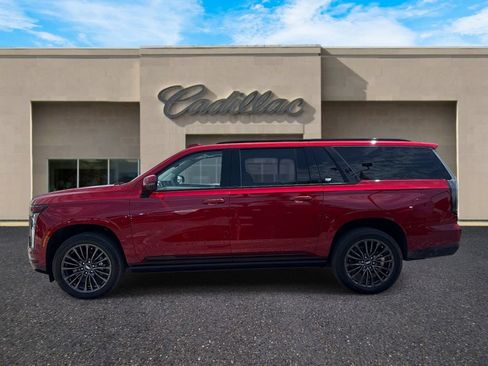 New 2026 Cadillac Escalade ESV Platinum Sport w/ LPO, Floor Liner Package AWD/4WD image 6