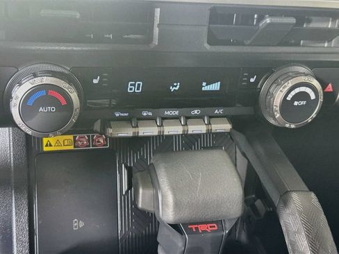 Certified 2025 Toyota 4Runner TRD Off-Road AWD/4WD image 16