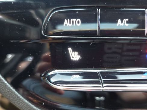 Used 2025 Buick Envista Avenir image 8