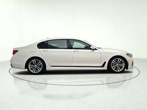 Used 2019 BMW 750i xDrive w/ Executive Package AWD/4WD image 8
