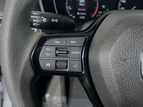 Used 2024 Honda Civic LX image 17