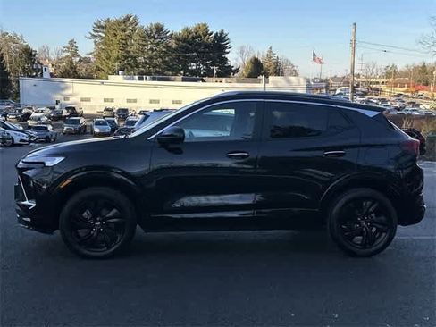 Used 2024 Buick Encore GX Sport Touring w/ Comfort Package image 2