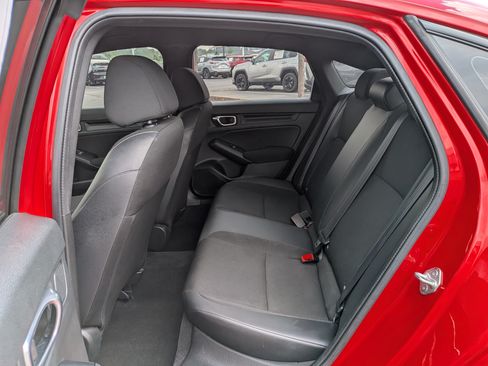 Used 2023 Honda Civic Sport image 17