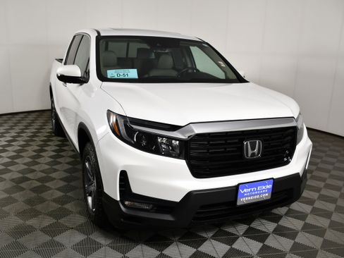Certified 2023 Honda Ridgeline RTL-E image 3