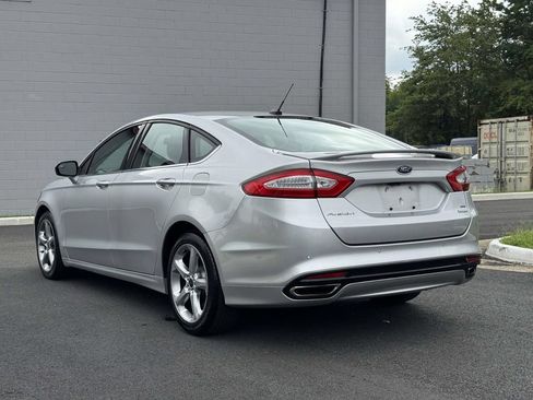 Used 2016 Ford Fusion SE FWD image 22
