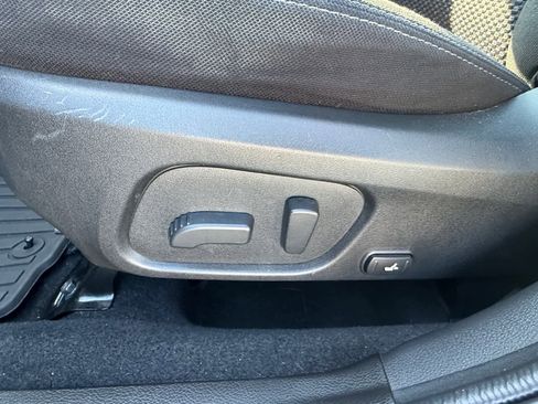 Used 2018 Subaru Forester 2.5i Premium image 19