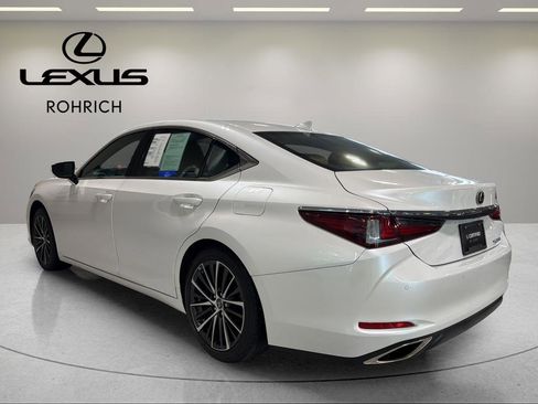 Certified 2024 Lexus ES 350 w/ Premium Package image 8