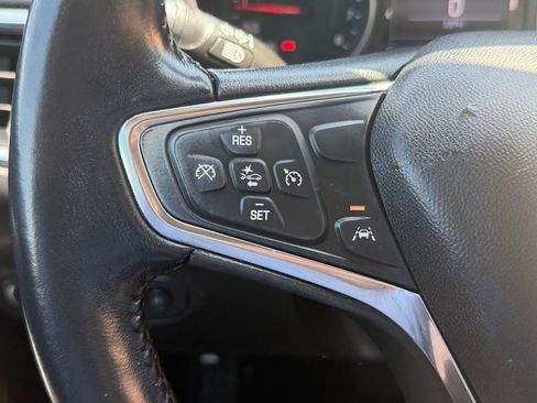 Used 2021 Chevrolet Equinox LT FWD image 19
