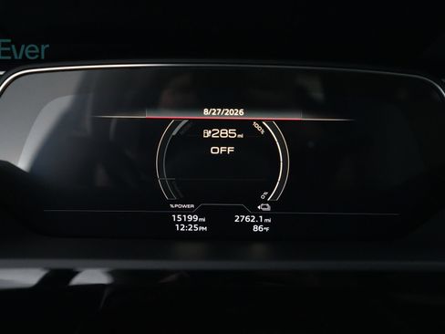 Used 2024 Audi Q8 e-tron Premium Plus w/ Premium Plus Package AWD/4WD image 7