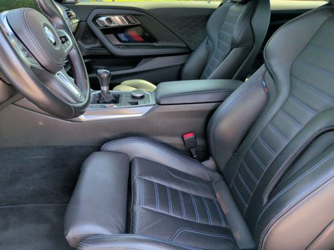 Used 2023 BMW M2 w/ Lighting Package RWD image 26