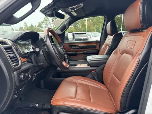 Used 2022 RAM 1500 Limited w/ Bed Utility Group image 9