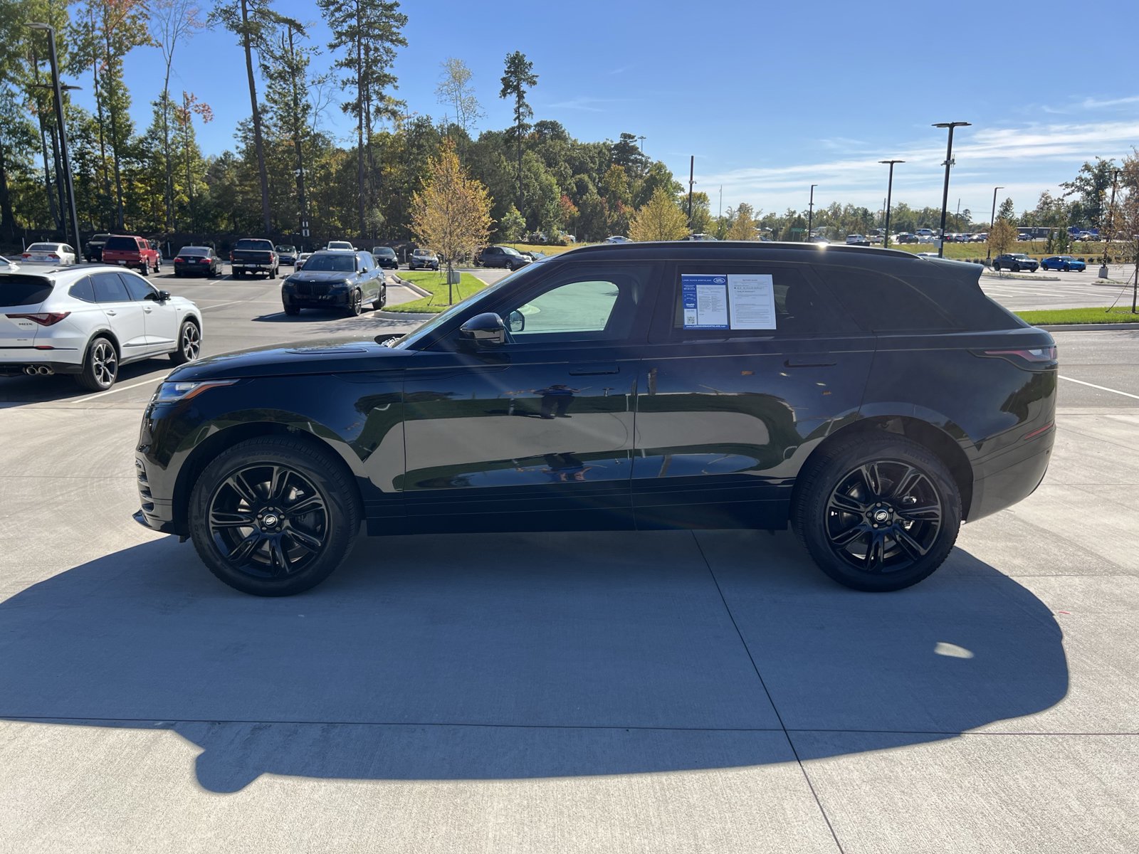 Used 2023 Land Rover Range Rover Velar R-Dynamic S AWD/4WD image 5