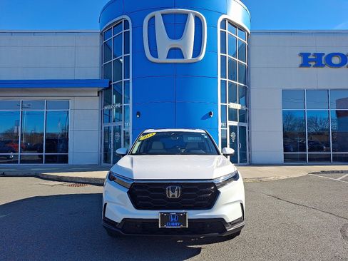 Used 2023 Honda CR-V EX-L image 2