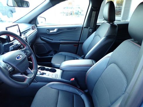 New 2025 Ford Escape ST-Line w/ Cold Weather Package image 10