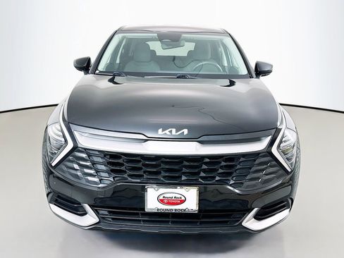 Used 2024 Kia Sportage LX FWD image 2