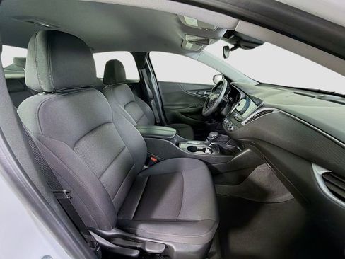 Used 2023 Chevrolet Malibu LT image 28