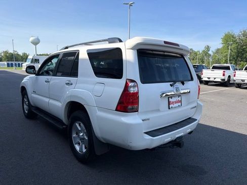 Used 2006 Toyota 4Runner SR5 AWD/4WD image 15