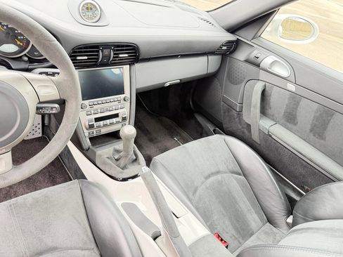 Used 2007 Porsche 911 GT3 image 37
