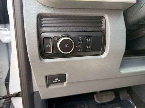 Used 2024 Ford F250 XL w/ STX Appearance Package AWD/4WD image 19