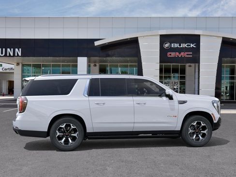 New 2026 GMC Yukon XL AT4 Ultimate w/ LPO, Floor Liner Package AWD/4WD image 5