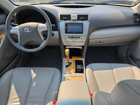 Used 2007 Toyota Camry XLE FWD image 16